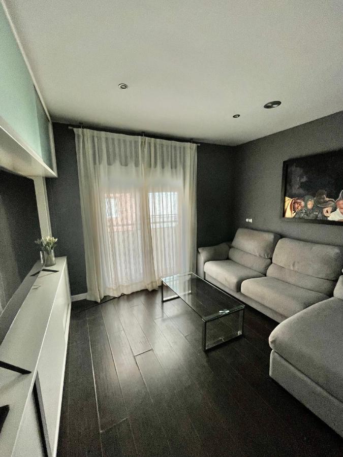 Appartement Moderno Con Plaza De Garaje En Pleno Centro De Almería