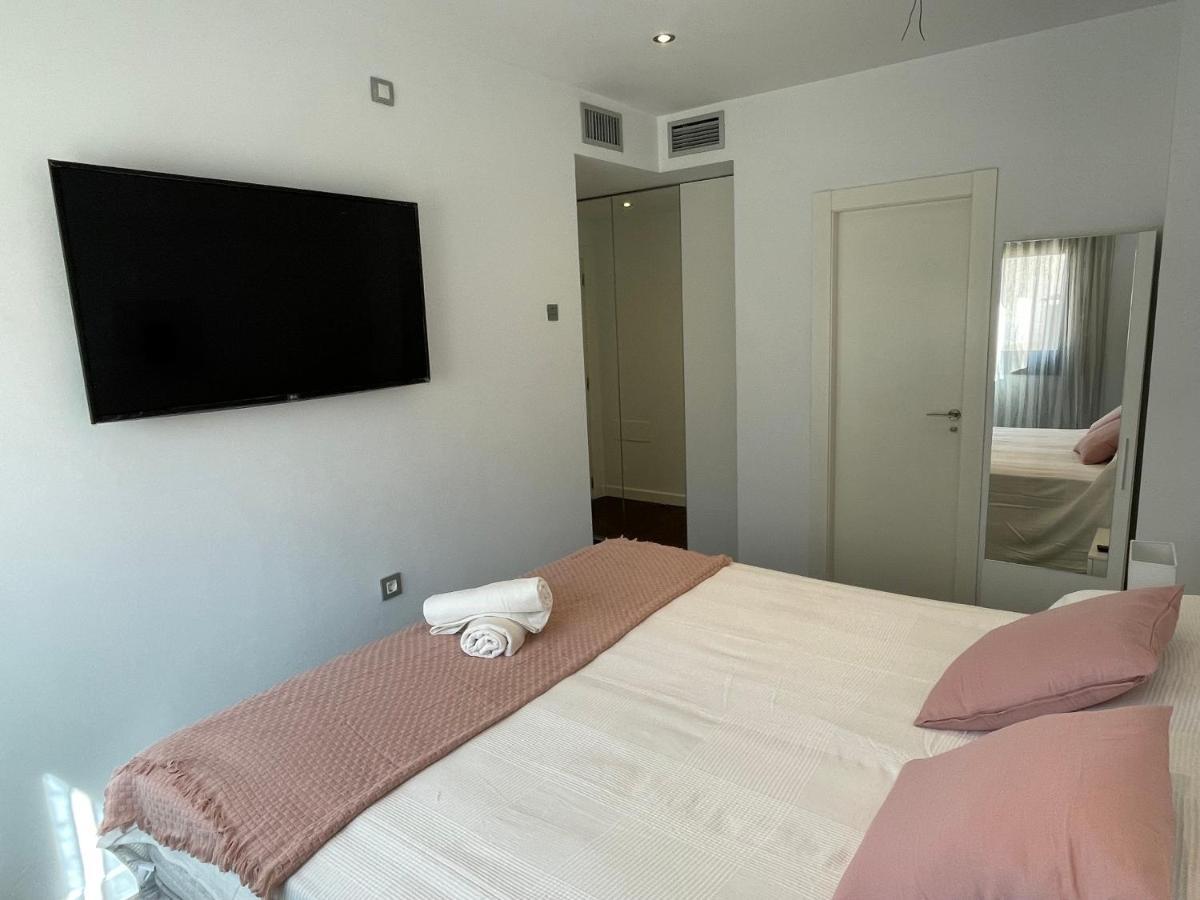 Moderno Con Plaza De Garaje En Pleno Centro De Appartement Almería