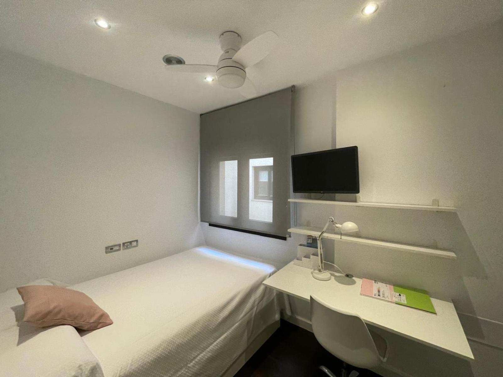 Moderno Con Plaza De Garaje En Pleno Centro De Appartement *